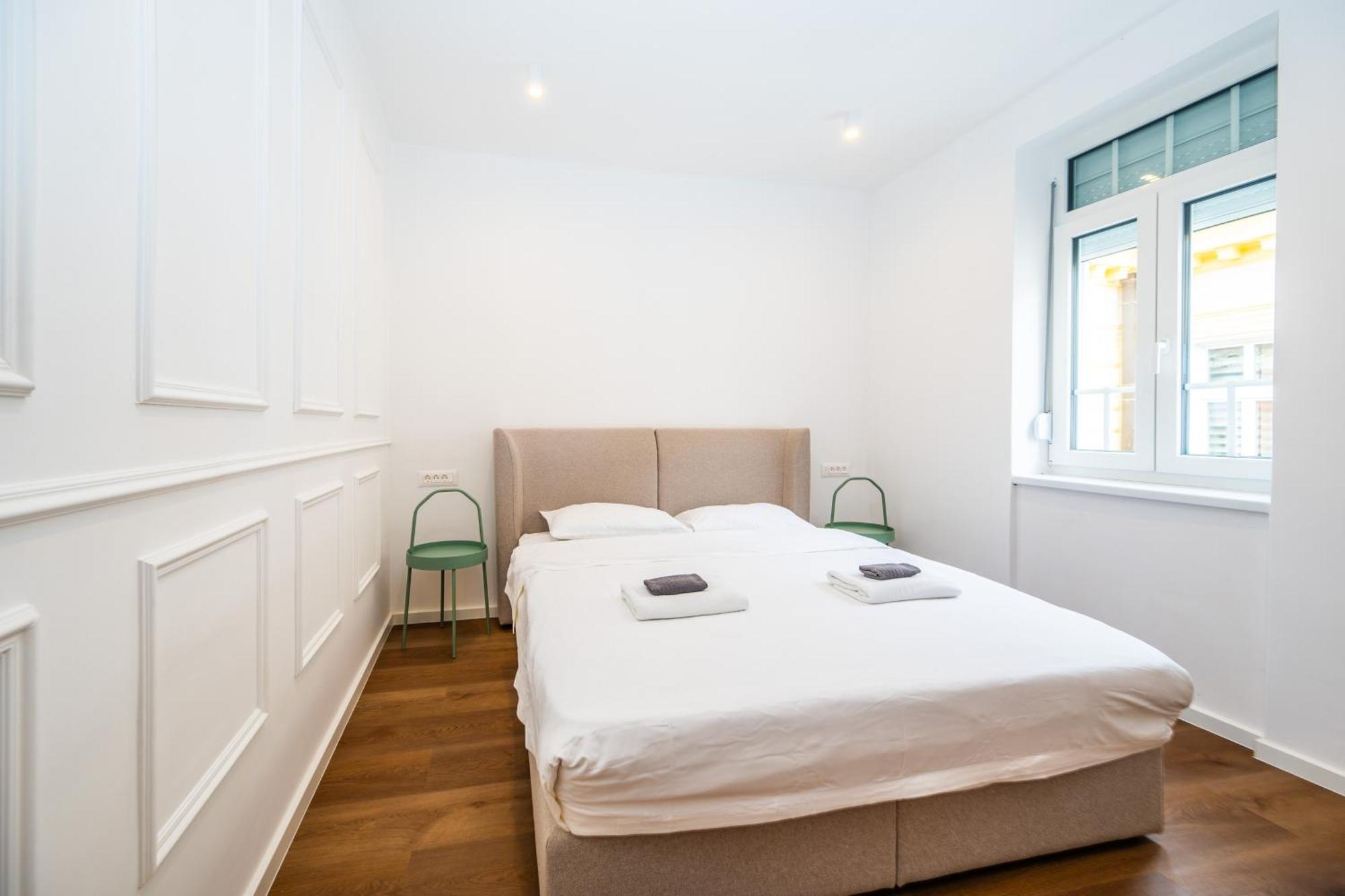City Center Design Apartments SJJ Esterno foto